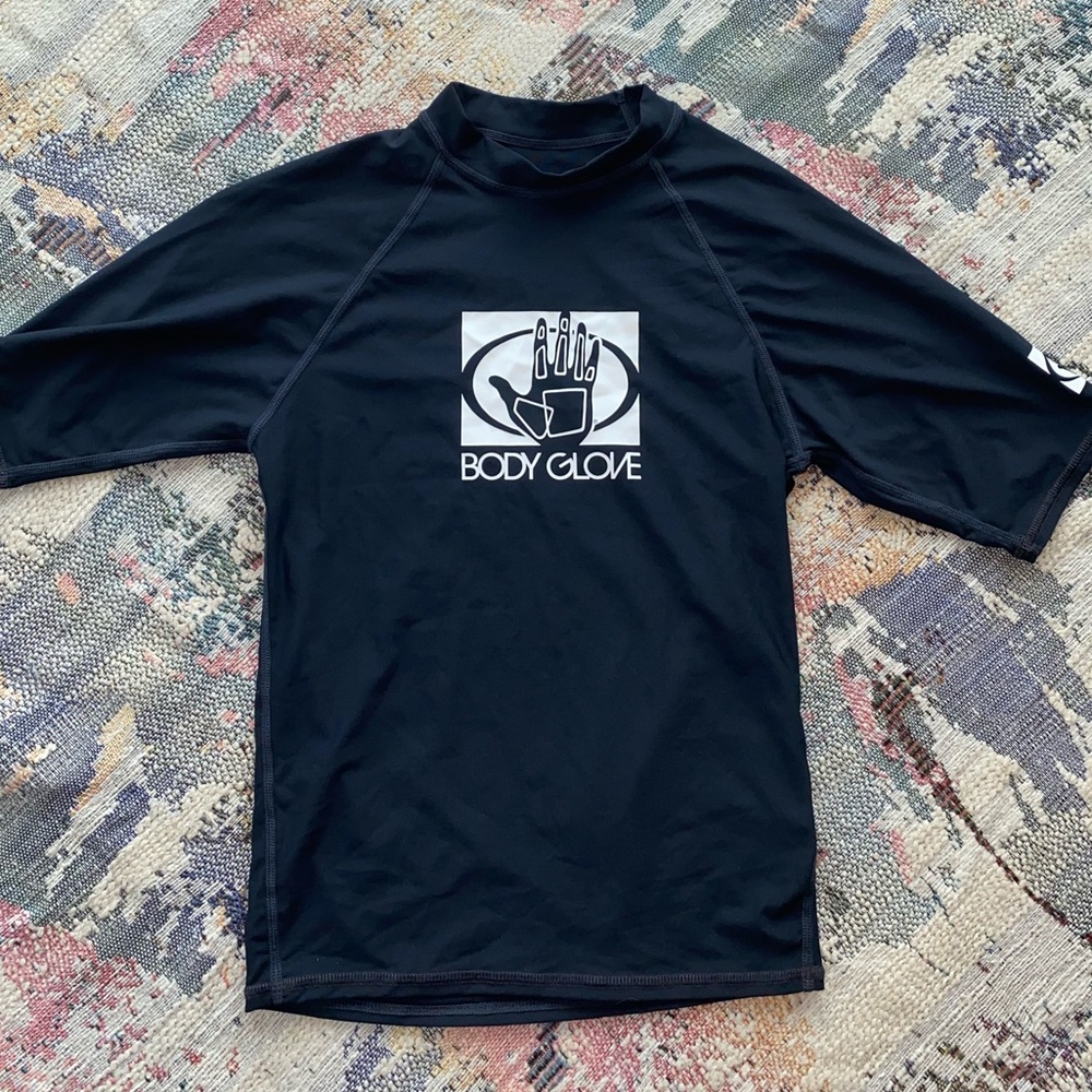 BODY GLOVE• RASH GUARD • SIZE XS